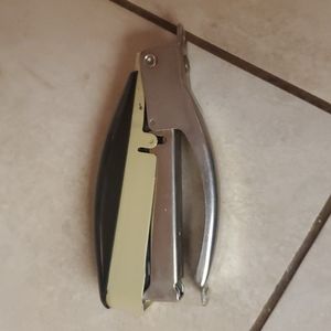 Vintage Bates 88P Handheld Stapler
